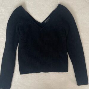 Banana Republic Black Double V-Neck Sweater size Small